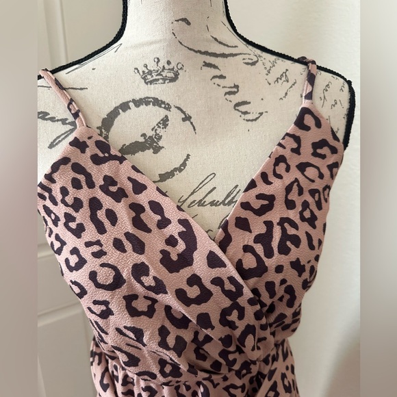 Casual dress with belt - Picture 3 of 6